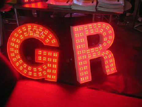 平和LED发光字常见的安装误区。